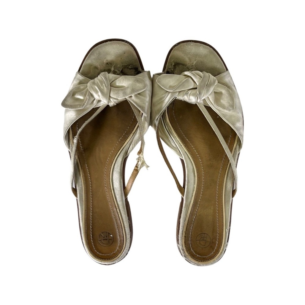 The Row silver sandals size 37.5 damaged needs repair